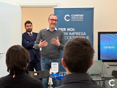IL GRUPPO GIOVANI IMPRENDITORI IN VISITA PRESSO OMEM SPA | 15.10.2025